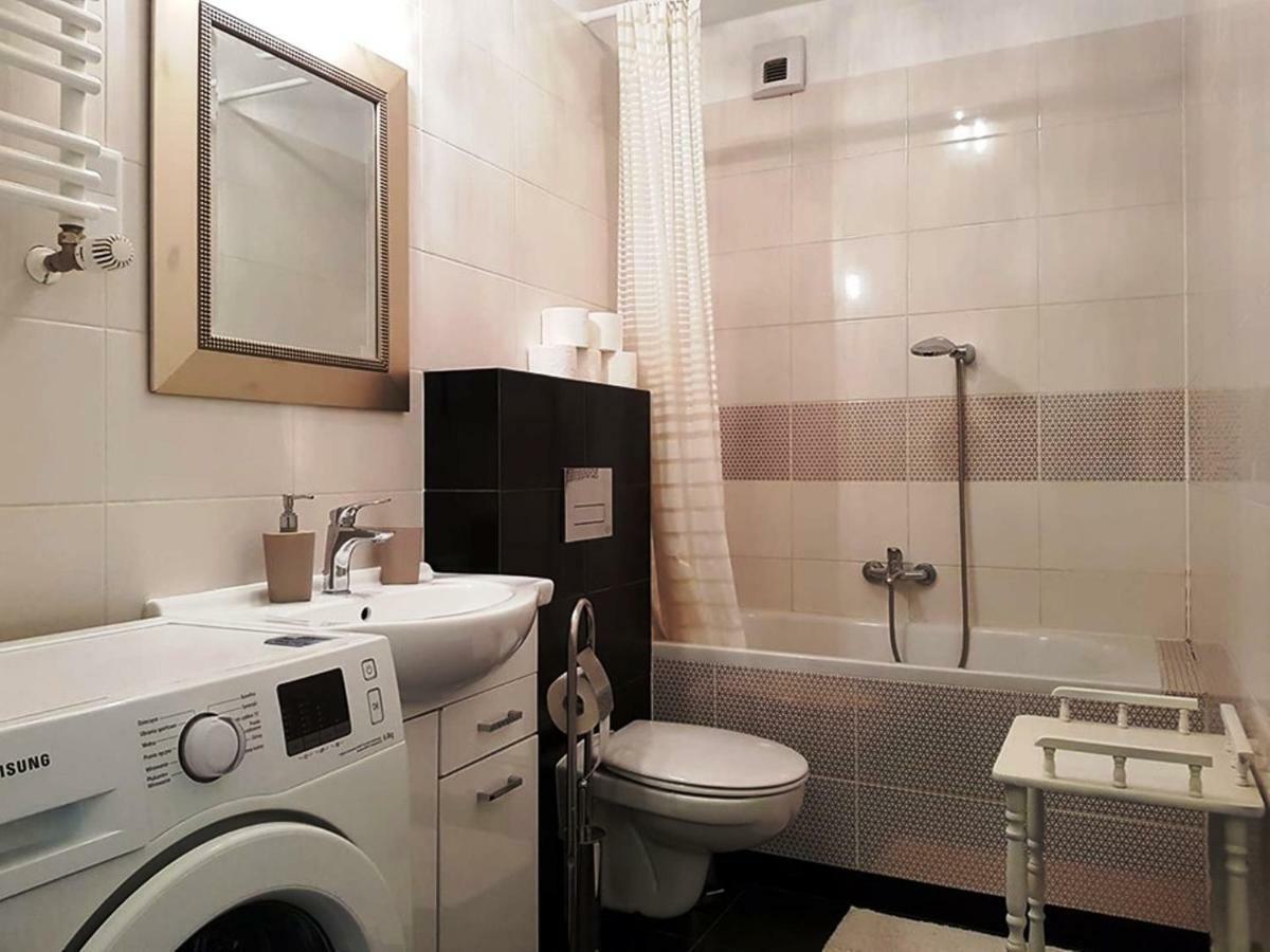 Apartament "Cleopatra 3" Z Miejscem Parkingowym, Faktury Vat Daire Kielce Dış mekan fotoğraf